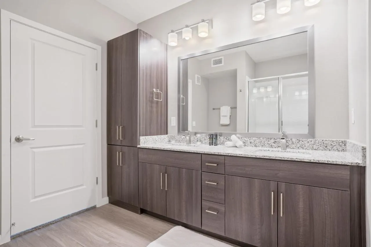 Stay Gia Modern 2Br Apartment With Swimming Pool Phoenix United States